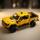 Ford F-150 Raptor Amarelo (1379 peças)